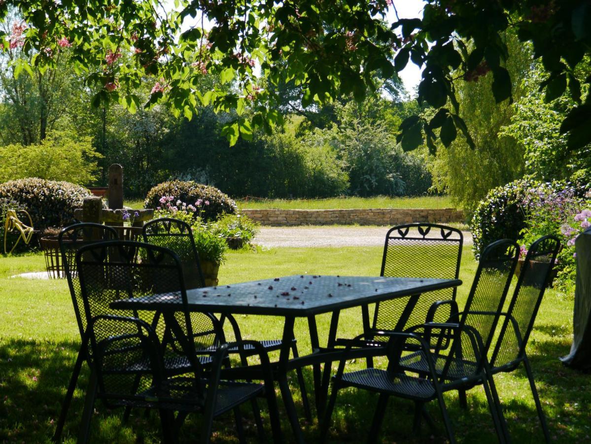 La Maison Au Vert Melincourt ภายนอก รูปภาพ